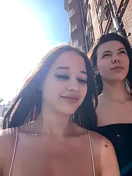 Juice_Bunny — Jump till both tops down