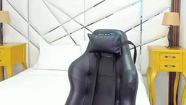 Lana_Skinny on StripChat 