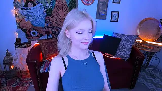 LeonaStane — Freechat on StripChat