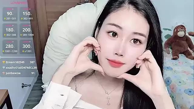 LILI-Baobei on StripChat 