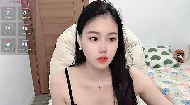 LILI-Baobei on StripChat 