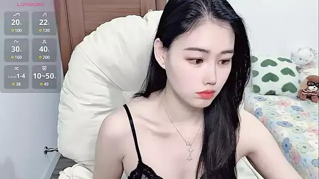 LILI-Baobei on StripChat 