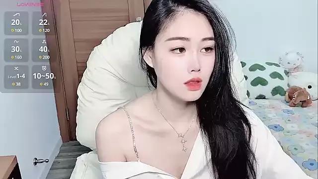 LILI-Baobei on StripChat 
