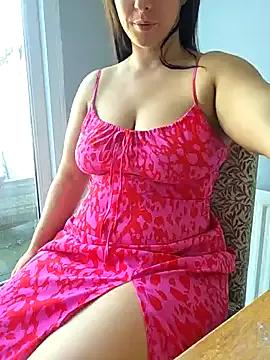 lilylove27 on StripChat 