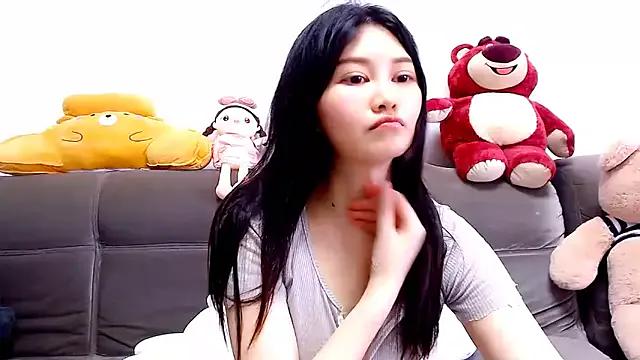 Little-sweet on StripChat