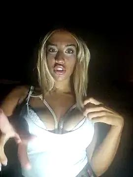 Littlenoah07 on StripChat 