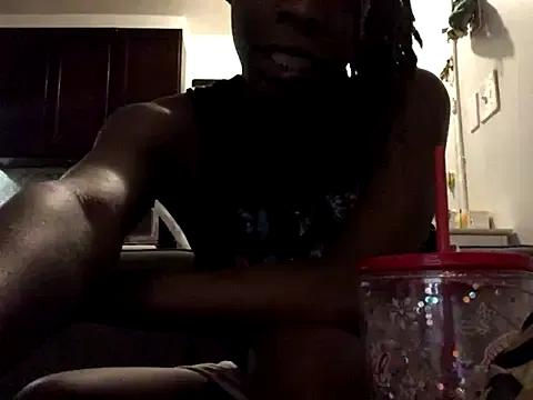 littyleesh1 on StripChat 