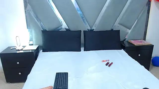 MayaBaker on StripChat