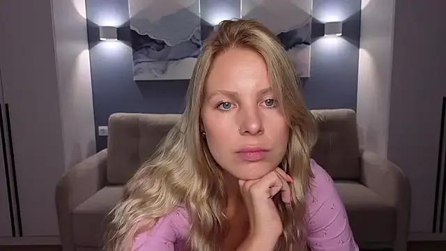 MelanieBennett — Oil feet show