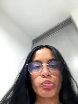 Melissa_coch — Fingers ass