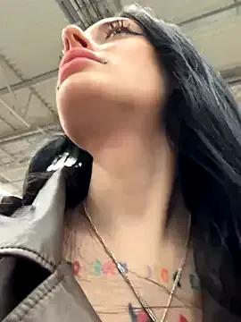 Melissa_crazy — SHOW ASSHOLE RIGHT IN SUPERMARKET!!!