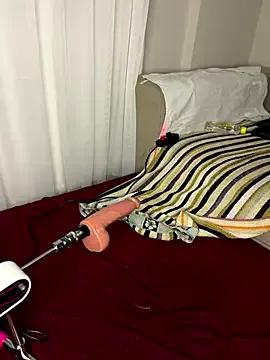 Ozge-SluttyScream69 — Byk Anal Plug