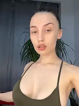 Polli_Kiss on StripChat 