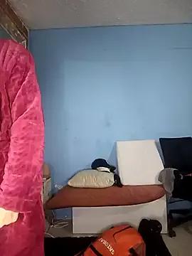 queemking on StripChat 