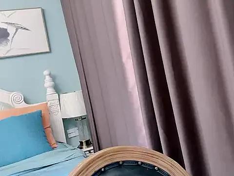 sarah111 — Freechat on StripChat