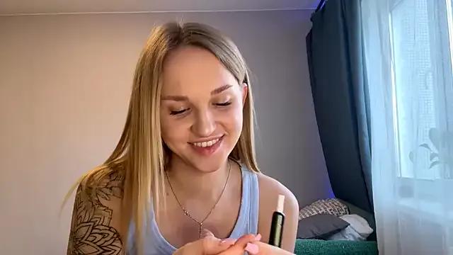 TanekaBoitel on StripChat