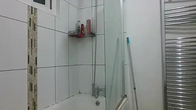 Tara-Kandy on StripChat 