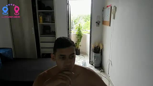 Travis_bakers — CUM IN MOUTH